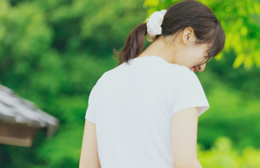 笑顔の女性スタッフ
